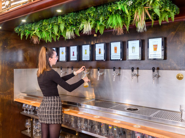 The Place to Beer Mur à bières